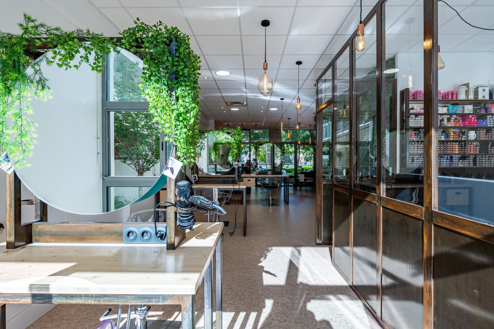 Espace coiffage de Thibaut Coiffure à Nîmes